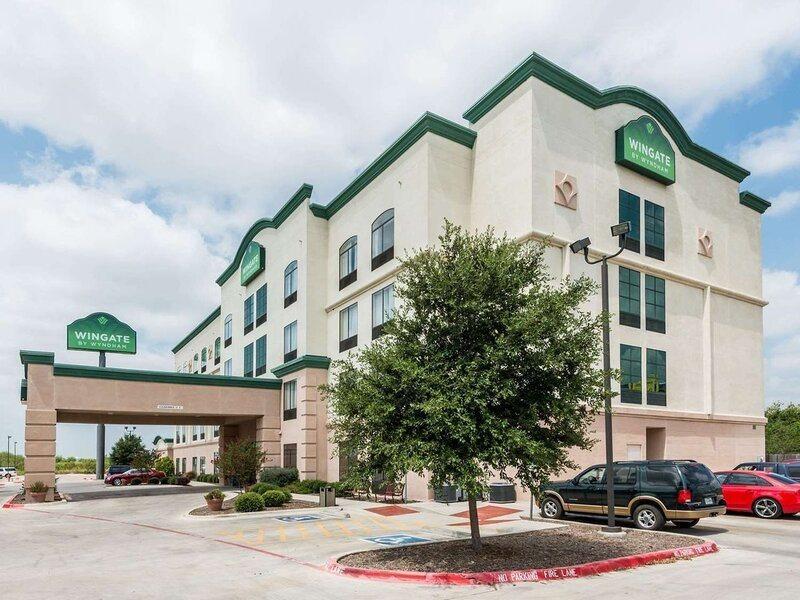 Wingate By Wyndham New Braunfels Hotel Екстериор снимка